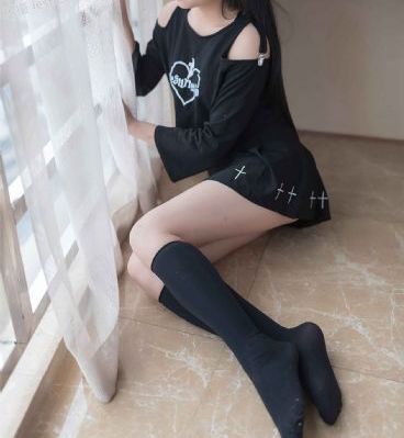 《年轻女教师3》_1080P全集免费观看