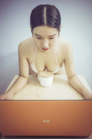体验1_高清日韩免费观看