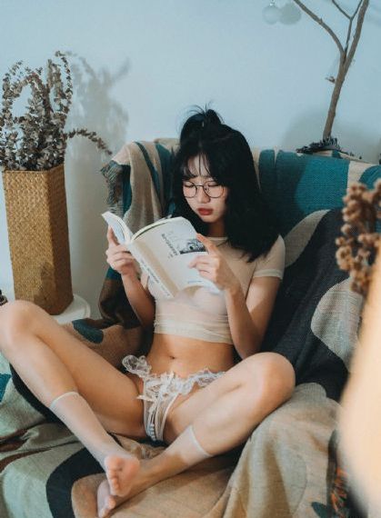 内衣柜办公室_DVDBD在线观看