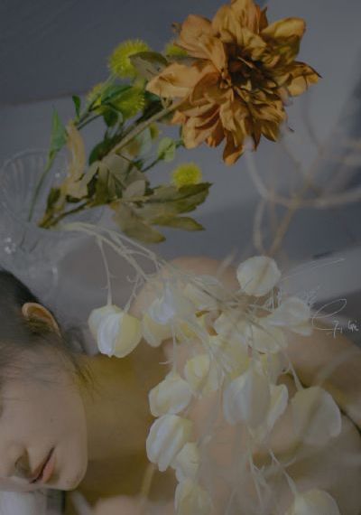男女吻胸做爰摸下身猛烈动漫小说_高清神马在线观看